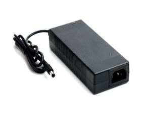 ספק כוח חיצוני למחשב נייח  12V 7A - LR120070